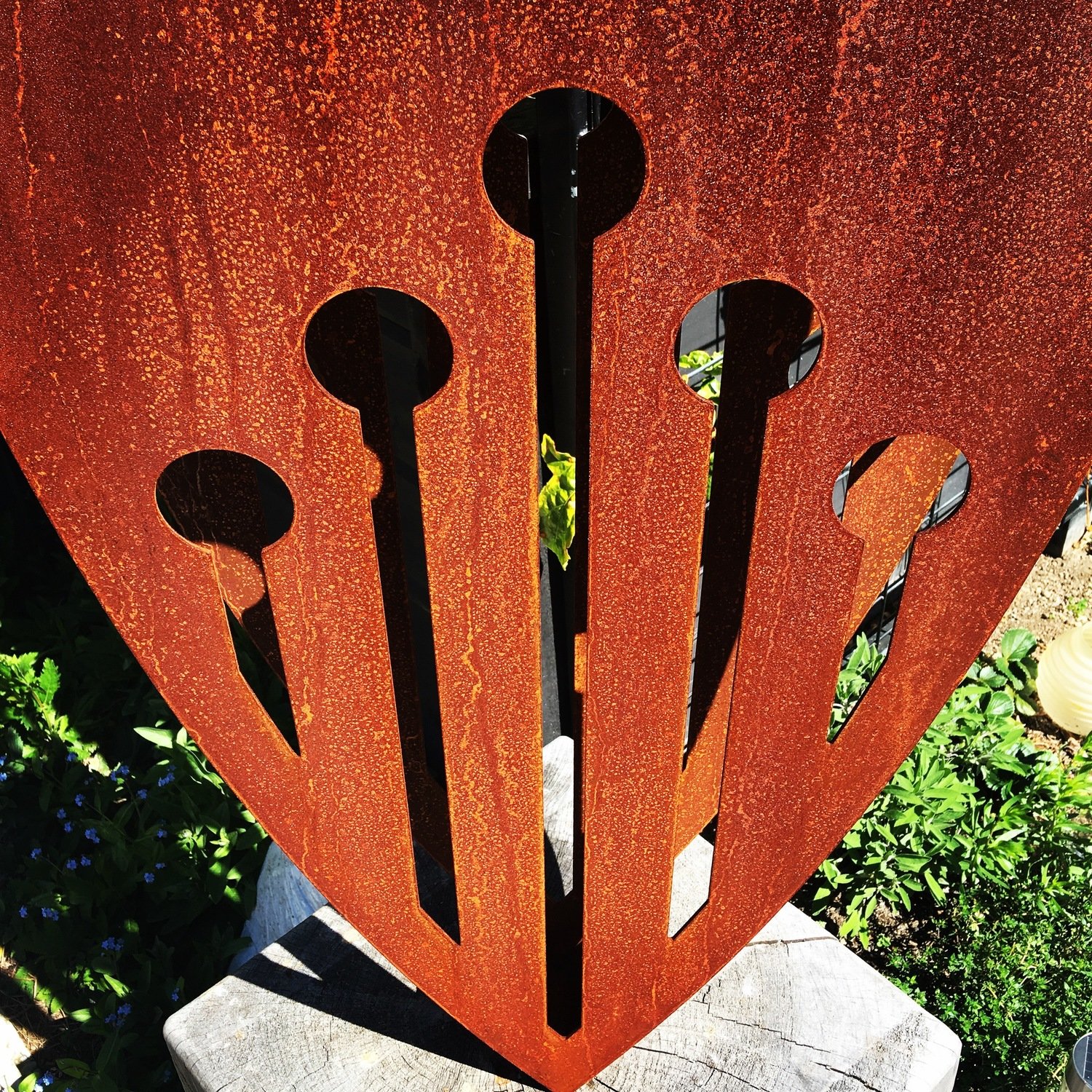 Close up detail of Rusty Corten 3D Reflection sculpture made by Grounded Art NZ.