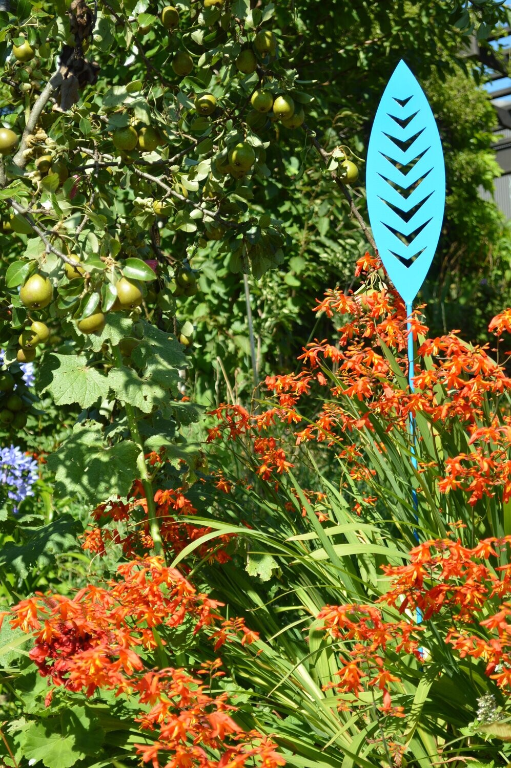 "On the bright side" Garden Spears