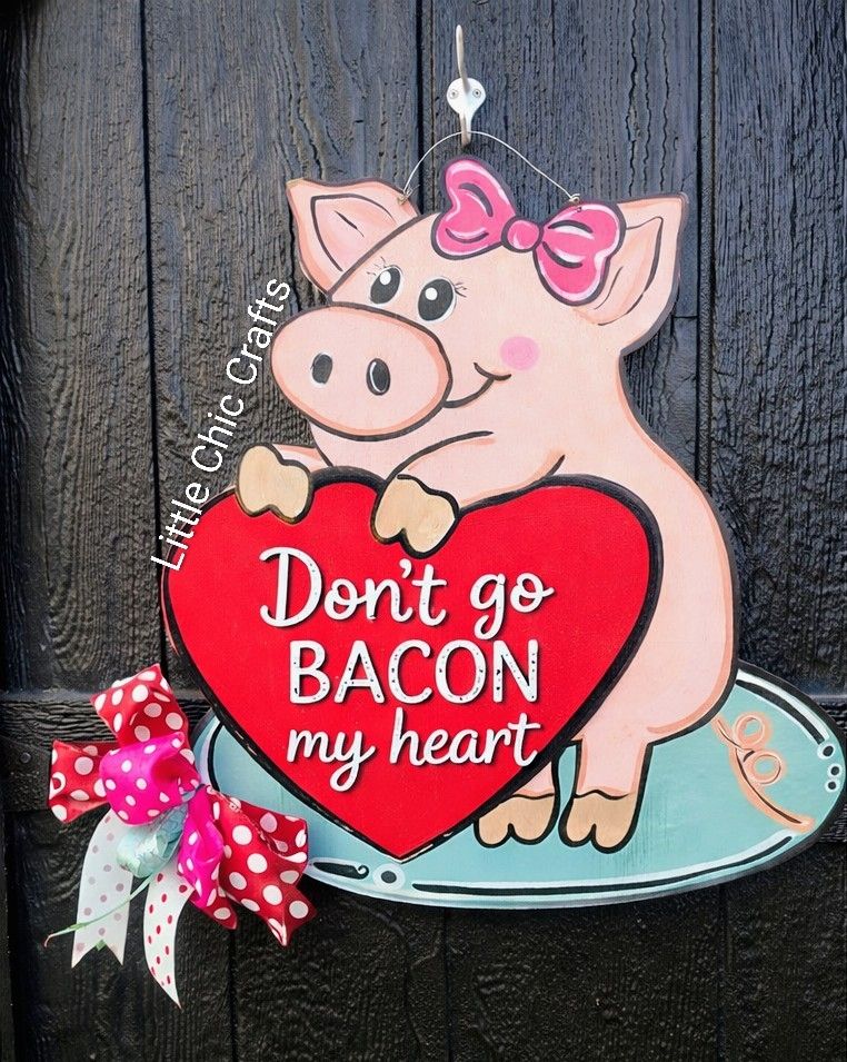 Pig Valentine door hanger