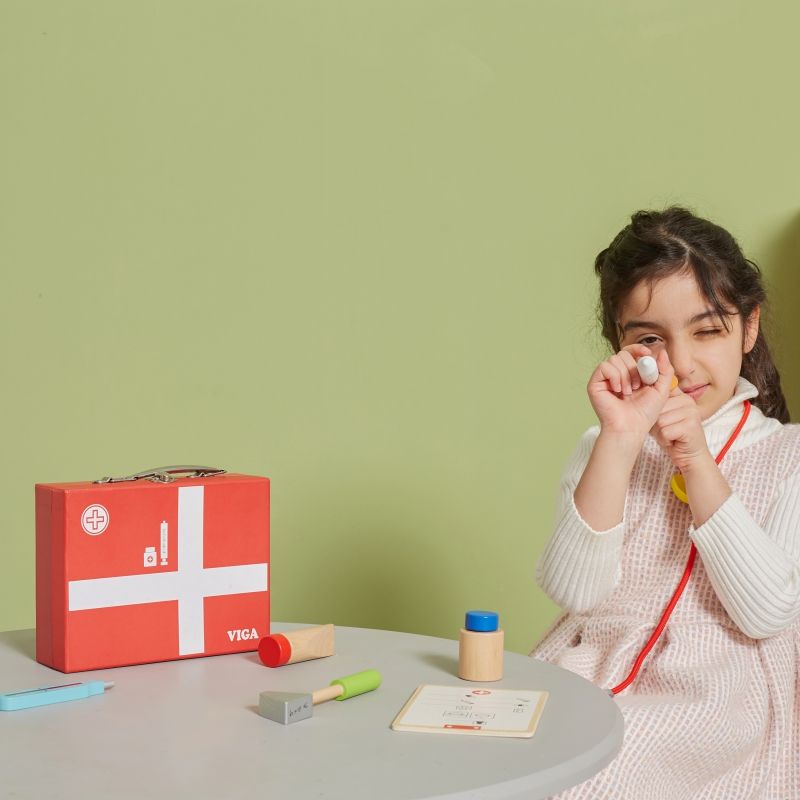 VIGA Drewniany zestaw małego lekarza w walizce