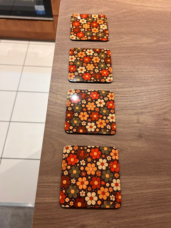 1960's Daisy print drinks coasters set of 4