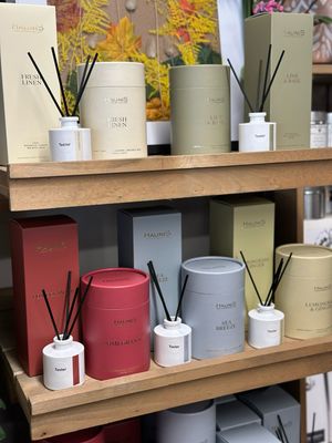 HAUNIS Candles & Diffusers 