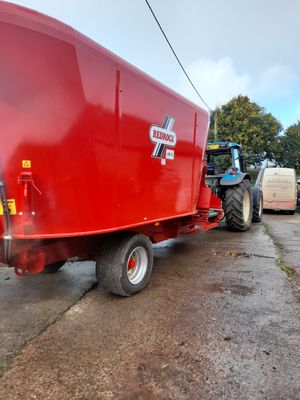 Redrock Feeder Wagons / Mixer Wagons