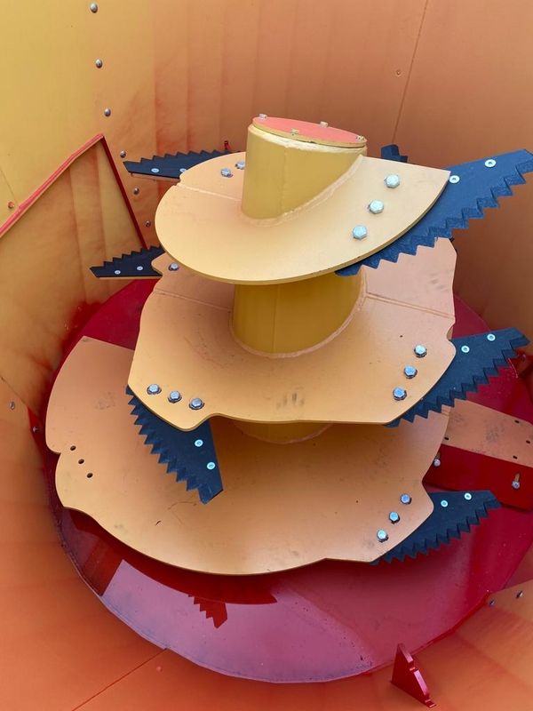 Redrock feeder wagons /mixer wagons