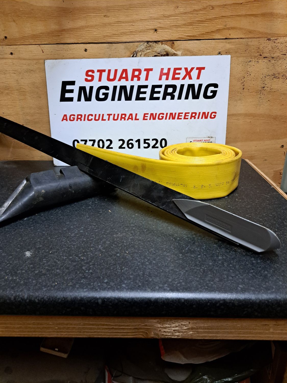 Mastek dribble bar and trailing shoe parts