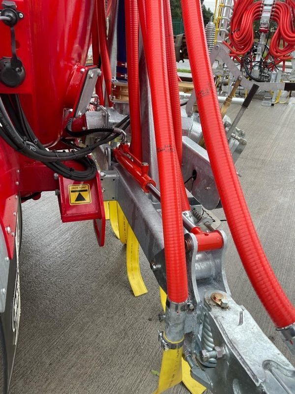 Mastek dribble bars bracket mounted