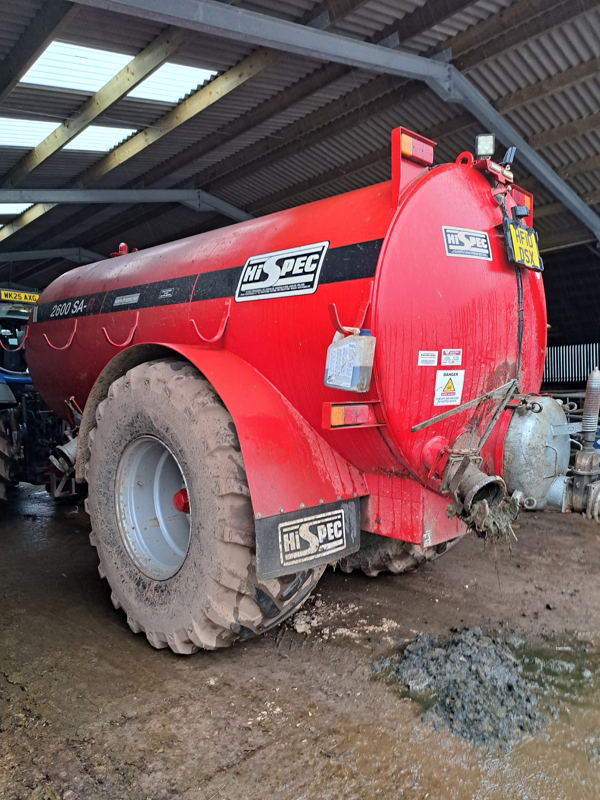 Hi Spec 2600 slurry tanker