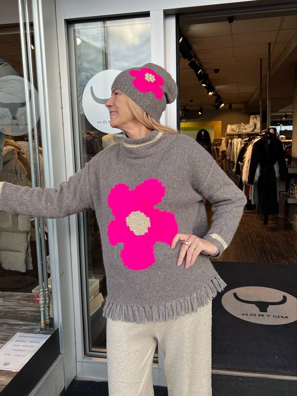 Grace Pullover 'NEONFLOWER' in Schlammfarben