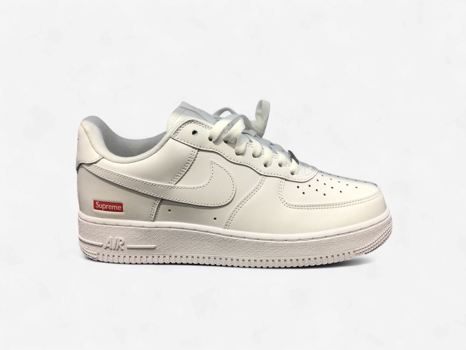 Nike x Supreme Air Force 1, Color: WHITE, Size: 8