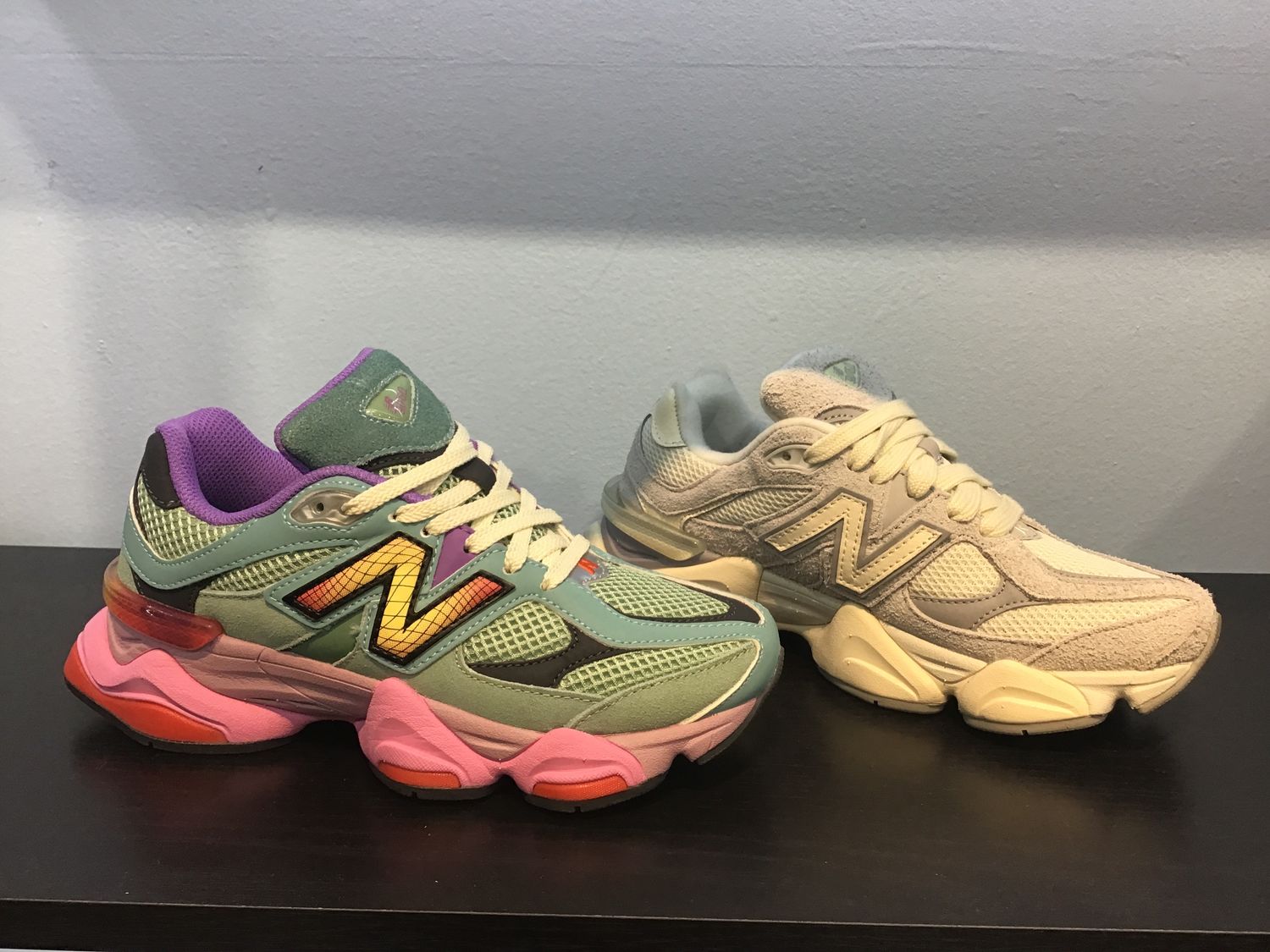 NEW BALANCE CLOSE OUT, Shoe Size: NO SIZE