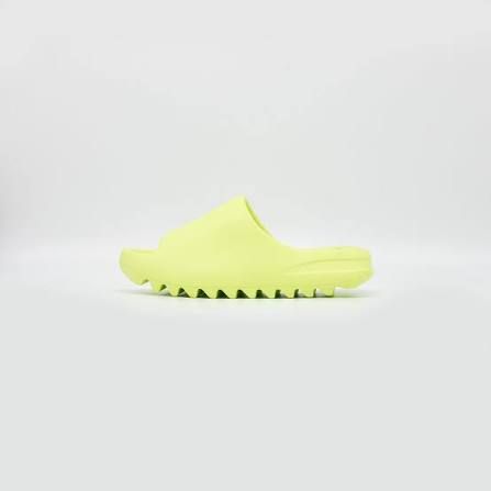 Yeezy Adidas Slide, Shoe Size: 6