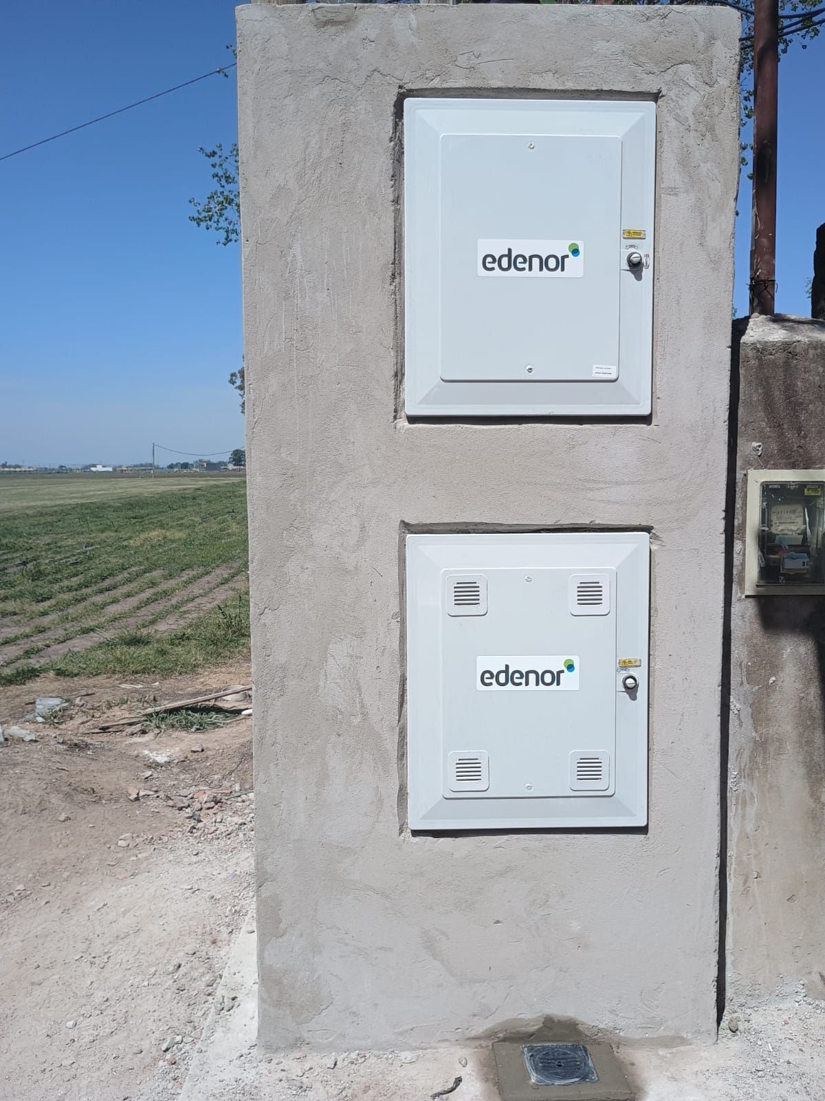 Pilares para medición de energía eléctrica Tarifa 2 y (Tarifa 3 baja y media tensión).