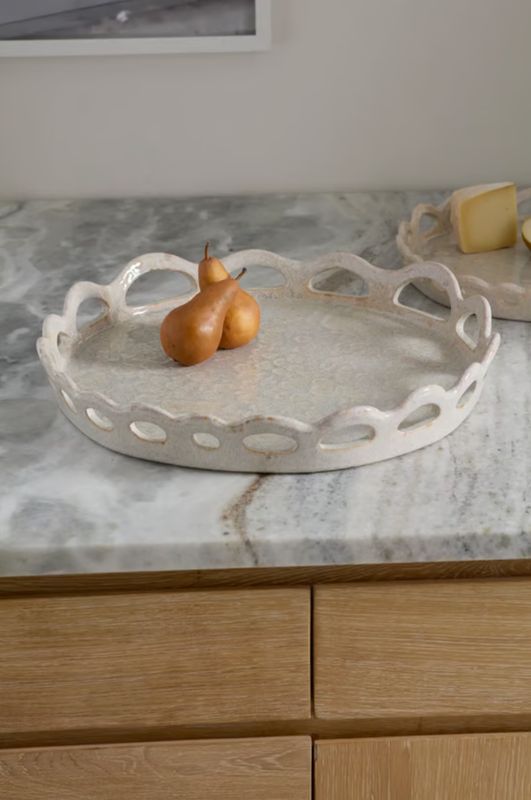 Bandeja circular borde festoneado grande