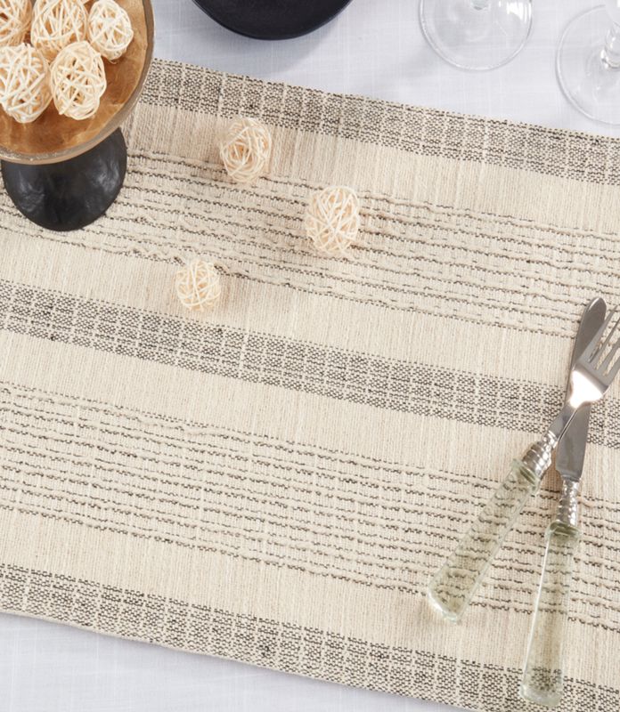 Set individuales tejidos a rayas