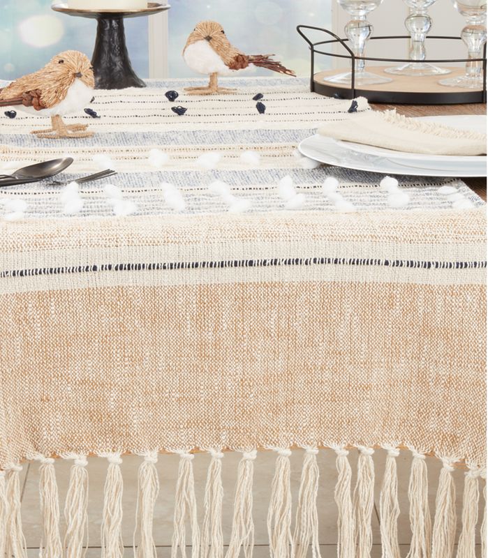 Camino de mesa de rayas texturizadas de elegancia natural