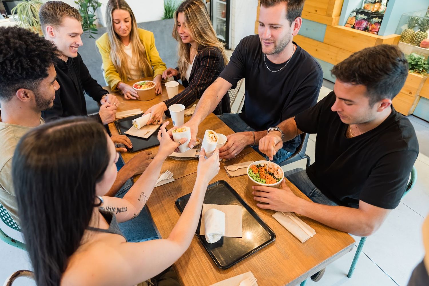 Executive Pack (feeds 30, $11.67/person) – 30 Po’Boys, 30 Chips, 30 Drinks, 12 Sides, 1 Premium Tray