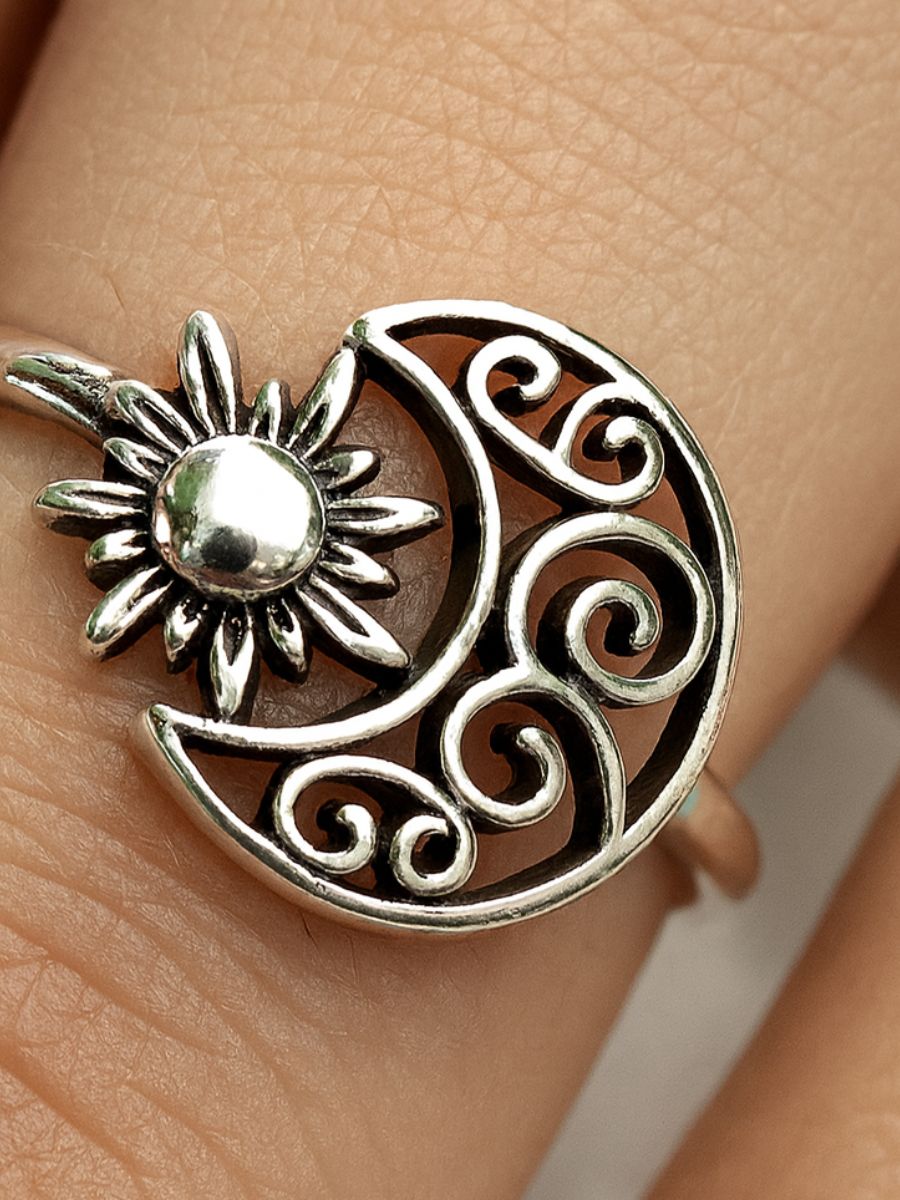 Moon-Sun Alignment Ring