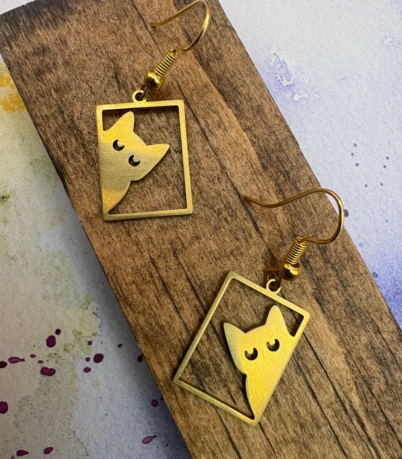 Peeking Cat Earrings