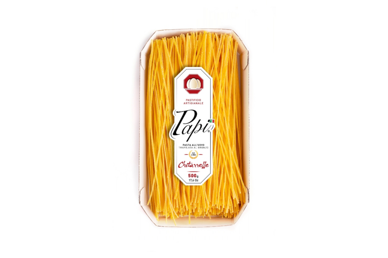 Chitarrelle (eckige Spaghetti) all&#39; uovo Papi