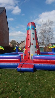 Springkasteel Klimtoren