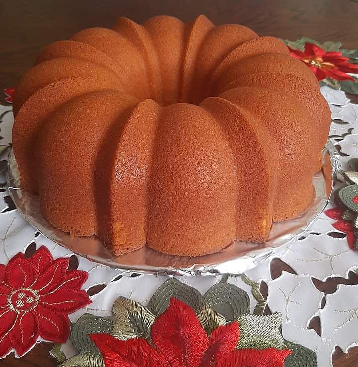 Bahamian Pound Cake 9.5