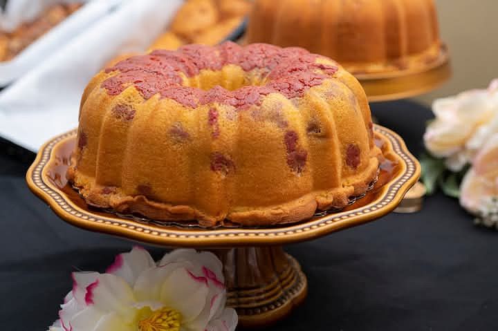 Guava Pound Cake 9.5