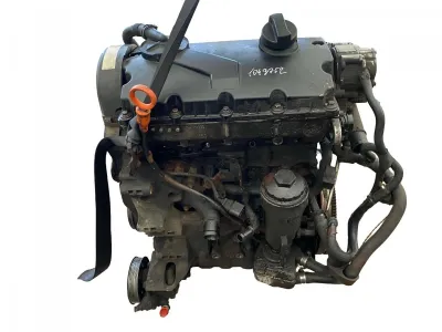 AXB двигател VW T5 1.9tdi 77kw AXC Transporter