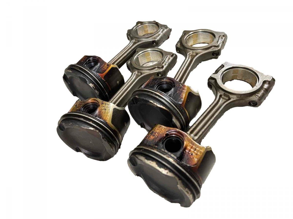 1200000Q4E 1210000Q1M Piston Kit NISSAN X-TRAIL (T32_) (10.13-)