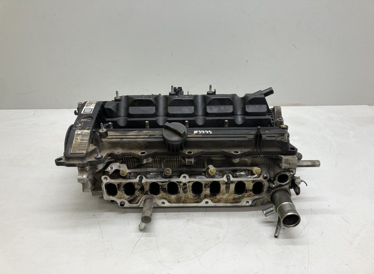 1110129615 Cylinder Head TOYOTA RAV 4 IV (XA40) (2012-2019)