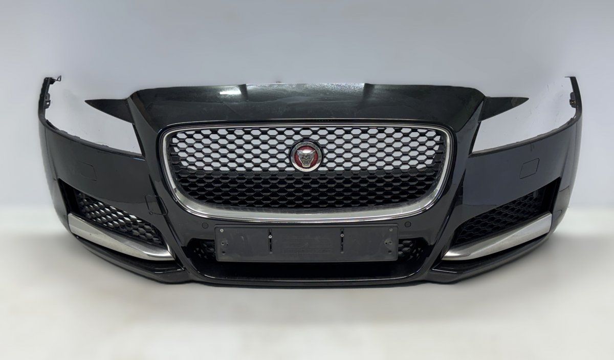 GX6317B971DF8LML Front Bumper JAGUAR XF (X260) (2015-2024)