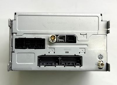 P05091037AH Radio CHRYSLER 300C II (2010-2023)