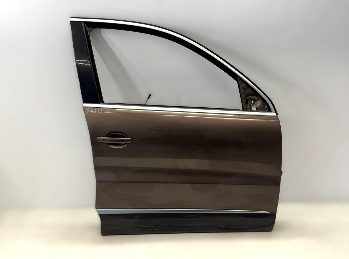 5N0831056B 5N1837730G Door Front Right VW TIGUAN I (5N) (2007-2018)