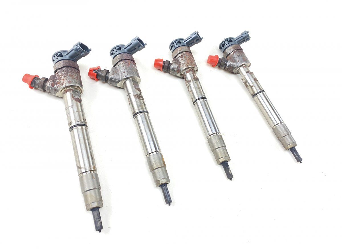 0445110713 Fuel Injector OPEL ZAFIRA TOURER C (P12) (2011-2019)