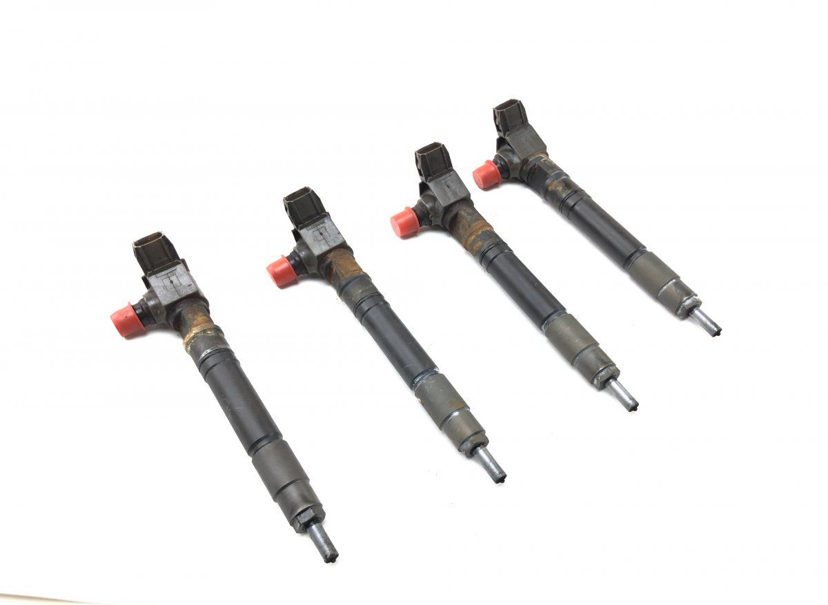 2367009430 Fuel injector set TOYOTA HILUX VIII (AN110, AN120, AN130) (2015-)