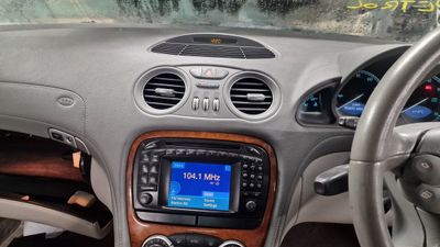 7612001523 8618001514 Radio MERCEDES-BENZ SL-CLASS (R230) (2001-2012)