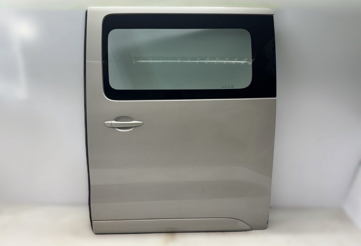 SU001B0465 Sliding door left TOYOTA PROACE (MDY, MDZ) (2016-)