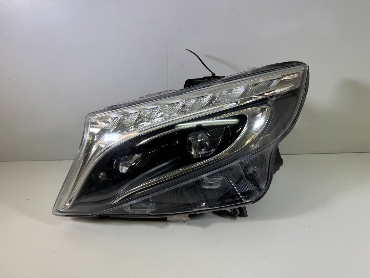 A4479064600 1EX011284-41 1EX01128441 Headlight left MERCEDES-BENZ VITO / V-CLASS (W447) (2014-)