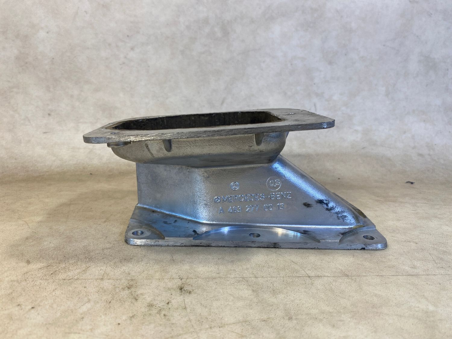 Mercedes G class W463 GENUINE Automatic Gear Selector Stand Base Bracket