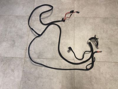 Mercedes G class W463 ОРИГИНАЛЕН кабел за акумулатор без кутия с предпазители A4635402706