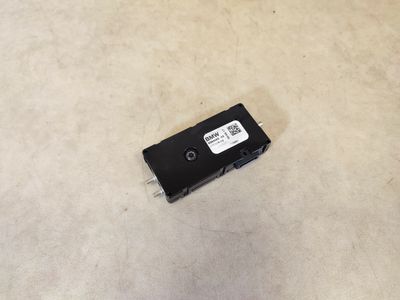 BMW G11 G12 G30 G31 G32 G38 Антенный усилитель Diversity AM FM 65209384055
