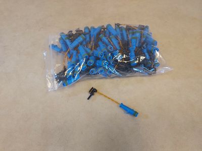 x100 gab Jauns oriģināls MERCEDES BENZ AMG lūšanas diska uzlikas nodiluma sensors A1695401617