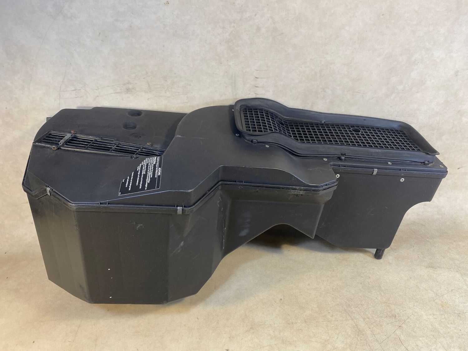 Mercedes G class W463 GENUINE Intake Duct Heating Housing Box