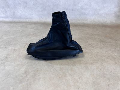 Чехол на рычаг ручного тормоза BMW 5 E39 из натуральной кожи 34402498835 2498835