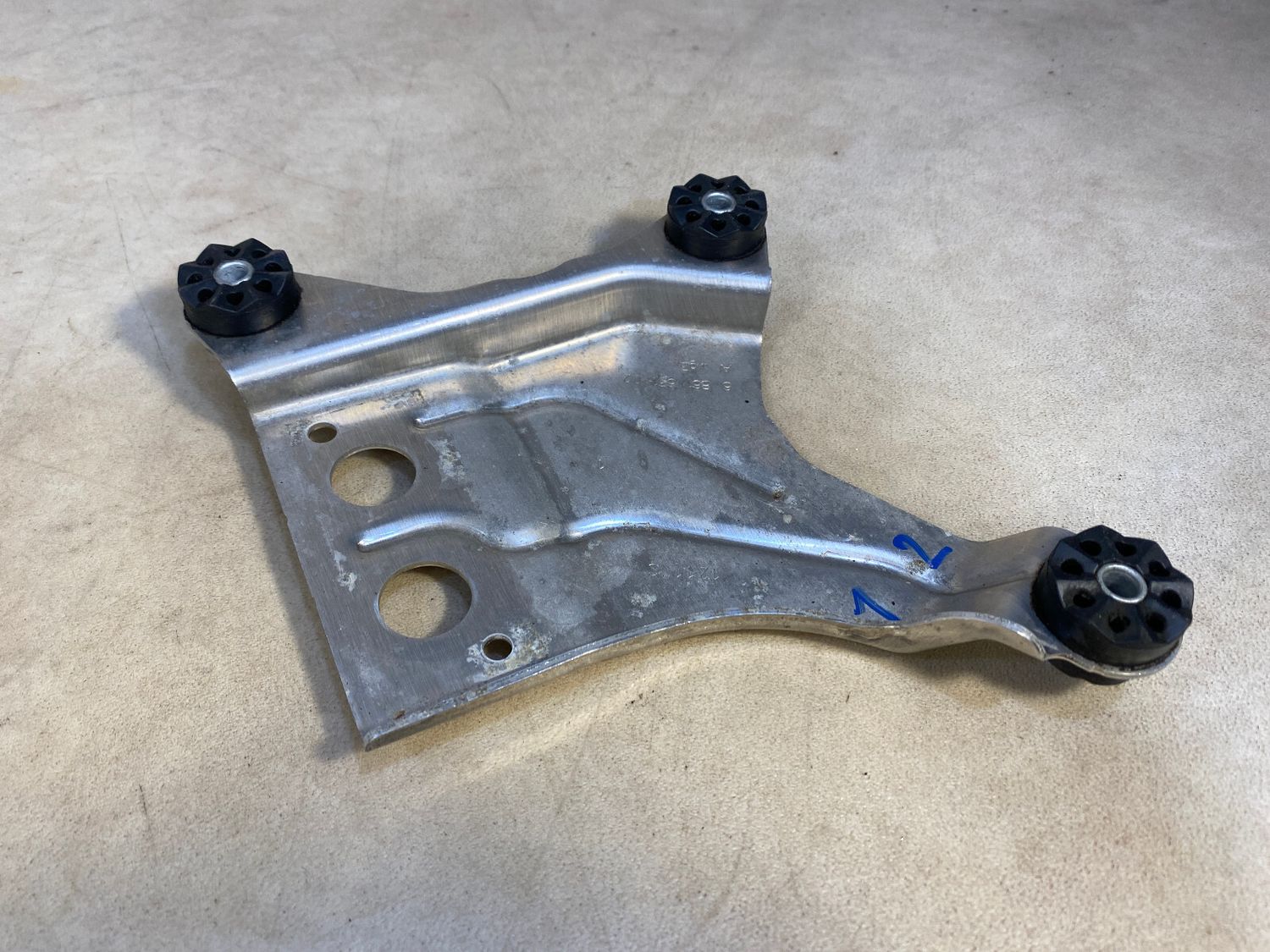 BMW 5 G30 G31 G38 F90 6 G32 7 G11 G12 Genuine DSC Hydraulic unit Bracket Holder