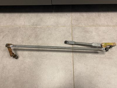 Mercedes G klasa W463 ORYGINALNY mechanizm podłączenia wycieraczek przednich LHD A4638200941