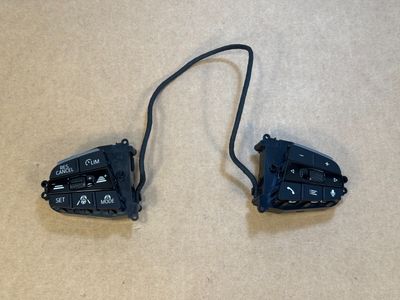 BMW 3 8 X5 X6 X7 Z4 G20 G21 G14 G15 G16 G05 G06 G07 G29 M stūres pogas