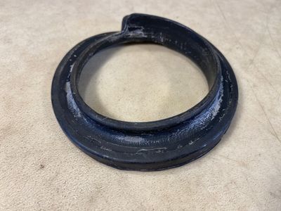 OEM BMW 5 6 7 Series E28 E24 E23 REAR SPRING PAD 33521117504