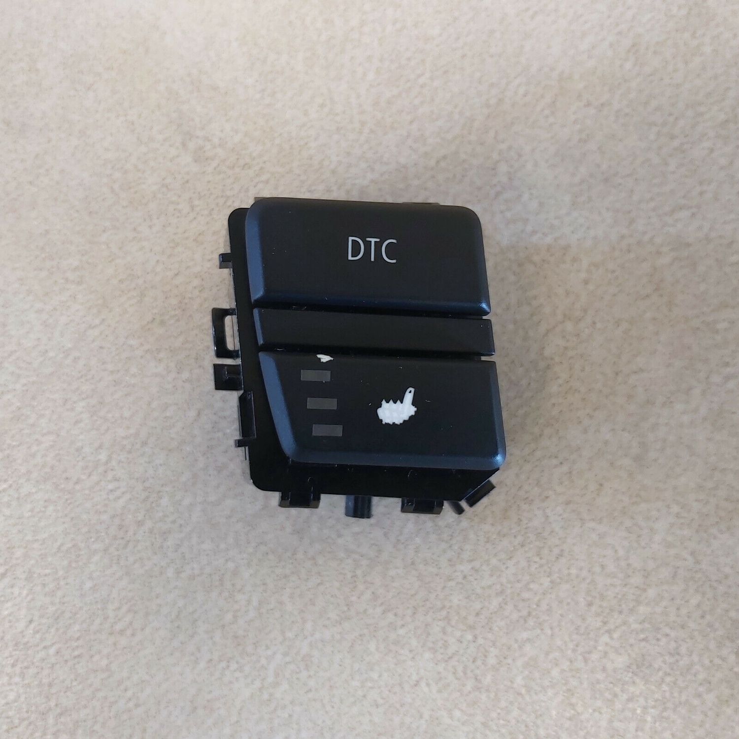 Genuine BMW 61319159052 E60 E61 CENTER CONSOLE RIGHT SWITCH HEATED SEAT DTC