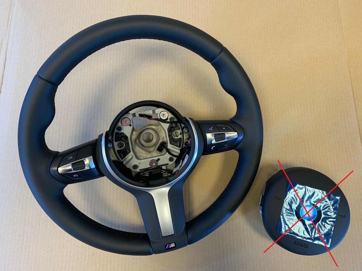 BMW F15 F16 F20 F21 F22 F25 F26 F30 F31 F32 F33 F34 OEM M Steering Wheel VIBRO