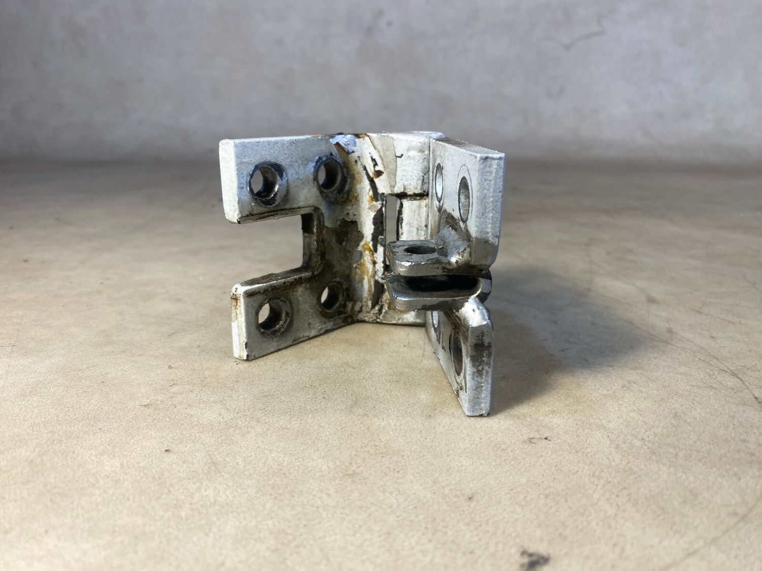 Genuine Mercedes W463 G class Left Door Hinge A4637200037